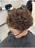 【ショートパーマ】くるくるカールのお洒落ヘア