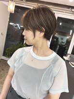 ビビッド(vivid)&nbsp;30代40代50代おすすめハンサムショート