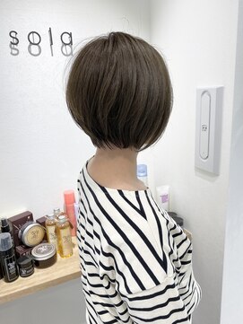 ソラ(sola) 丸みがポイントショートボブ