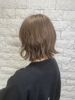 ラヴリア カミツ(LOVERIA KAMITSU)&nbsp;切りっぱなしボブ×ベージュ