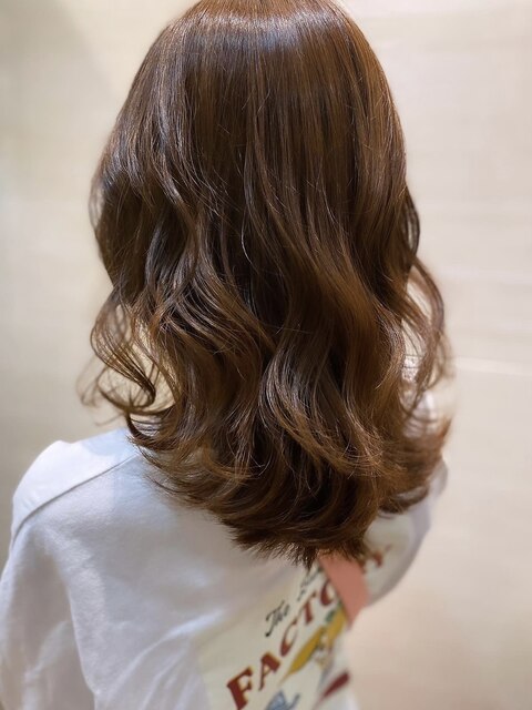 艶髪レイヤーミディアム/ライトブラウン