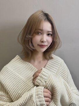 リト(riTo) 20代30代オリーブグレージュくびれヘア韓国レイヤーロング