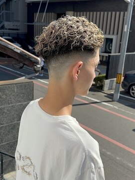 ミオ リベル(Mio'' LIBER) 極道パーマ×フェード