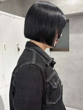 スウィープ(sweep) ボブカット/顔周りレイヤー/偽黒染め