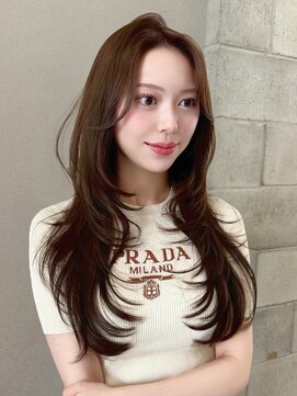 松尾菫菜/レイヤーカット/オリーブベージュ/韓国ヘア