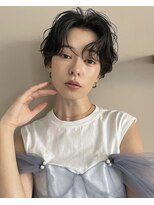 グリコ(grico)&nbsp;抜け感たっぷり★大人のショートパーマ/センターパート