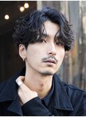 新橋メンズパーマツイストスパイラルパーマ波巻きニュアンス