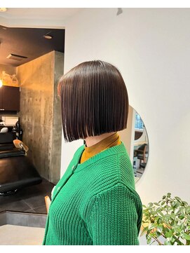 ノエル ヘアー アトリエ(Noele hair atelier) 大人の切りっぱなしボブ