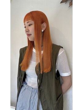 フランチェスカ(Francesca) ハイトーンカラー/オレンジカラー/オン眉ロング