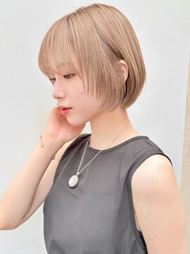 トルネード(TORNADO) ブロンドベージュ フェイスレイヤーボブ似合わせ小顔t723