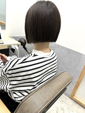 フレームプラス なんば駅前店(FRAME+) ストレートボブ　ぱつっとボブ