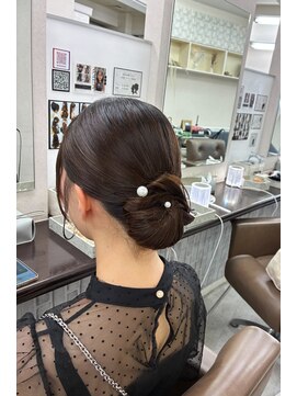 セットサロン ベル(Belle) タイトシニヨン