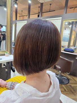デザイナーズヘアー ラグジス(Designers hair LUXIS) ~【LUXIS海老名】~ふんわり前下がりボブ♪