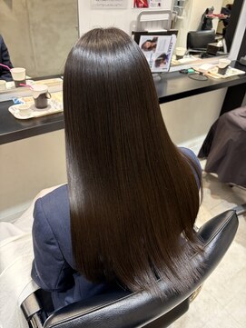 パウダーヘアー(powder hair) お手入れ楽チン髪質改善ストレート