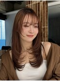 大人ガーリー　似合わせカット　ミディアムレイヤーカット