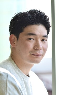 にもう ナチュラルなパーマ