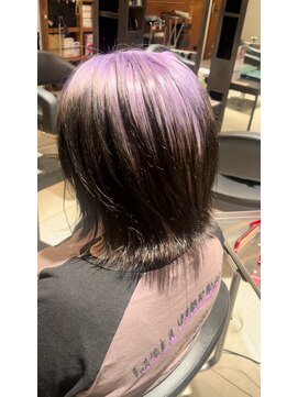 リー 梅田(Lee) Minato/ショートヘア/ルーツカラー/ブリーチカラー/U24