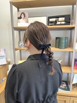 リル 新浜店(LiL)&nbsp;グレージュカラー×編みおろしヘア葉田21