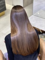 グランド(GRAND)&nbsp;巻ける縮毛矯正ツヤツヤストレート髪質改善前髪なし表参道