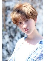 クーエフー(coo et fuu) 20代30代アンニュイふんわり小顔ショートベージュ大人可愛い