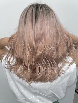 エゴル ナゴヤサカエ(ENGOL NAGOYA SAKAE) ホワイトピンク×シャドールーツ