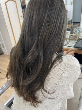 ネオリーブ チロル 横浜西口店(Neolive CiroL.) オリーブグレージュ　艶髪