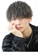 ツイストスパイラルパーマツーブロック無造作刈り上げマッシュ