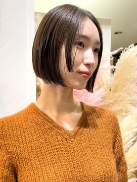 ロメオ 京橋(ROMEO) 前髪レイヤー×マチルダボブ×アッシュ