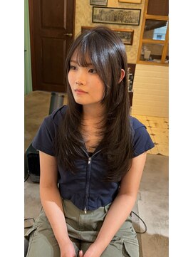 スリー(three) レイヤーカット