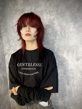 イコ(.ico) ミディアムヘアハイライトバレイヤージュボブウルフショート