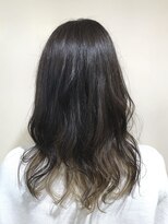 アズール 草加(azule)&nbsp;グレージュ　インナーカラー　ケアブリーチ