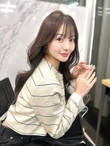 アリュウル 表参道 青山(Allure)&nbsp;流れるお顔周り×レイヤーカット◎【KAKO】