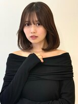 ワンカールボブ 顔周りレイヤー ブラウンベージュ ツヤ髪 20代