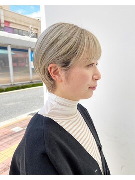 フォークロア 本店(Folk Lore) ショートボブ/ダブルカラー/ホワイトベージュ