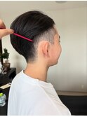 ガッツリ刈り上げ　ショートスタイル