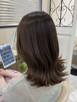 ミニョン(& mignon) オリーブグレージュ/ミディアムレイヤー