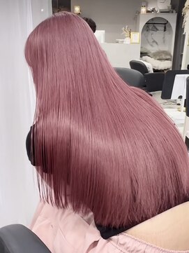 ジィルム(XELM) 韓国レイヤーカット/ブリーチ/レイヤーカット/ハッシュカット