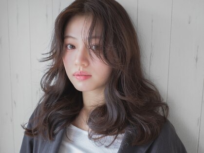 トローノ 栄(TRONO)の写真