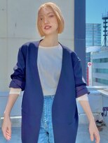 コール(corr.) 綺麗な空と綺麗なハイトーンボブ