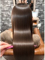 リリー シンジュク(Lilly)&nbsp;【Lilly新宿】顔周りカット#触覚＃ミルクブラウン＃韓国巻き