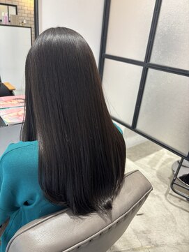 ウルヘアー 緑地公園(ulu hair) レイヤーロング