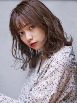 アトリエ フェム(atelier.fem) ニュートラルなニュアンスがカワイイモーブグレージュ×ウェーブ