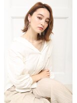 クラッチ ユニ(CLUTCH uni)&nbsp;くびれミディナチュラルワンカールボブe12