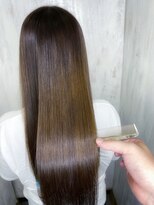 アンフィユヌキャトル(AnFye une Qatll)&nbsp;ジュエリーシステム×LULUトリートメント×縮毛矯正で艶髪♪