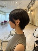 大人ショートボブ丸みショートカットマッシュショート前髪無し
