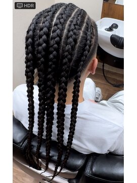 グラディ(GLADY) コーンロウ/ブレイズ/編み込み【コーンロウ/ブレイズ/ドレッド】