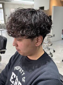 ハイプ(HYPE) フェザーパーマ/センターパート/シャドウパーマ/眉毛