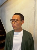 ビーバイエイトジェンツ(Bee by EIGHT GENTS)&nbsp;波巻きツイストスパイラル/リバースセンターパート/心斎橋