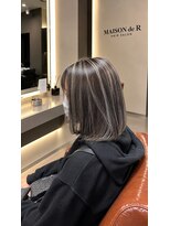 メゾン ド アール(Maison de R)&nbsp;シルバーハイライト×ミディアムボブ