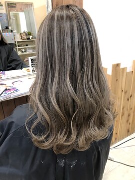 ベル 亀戸 錦糸町(Belle) ライトグレージュ☆ 【亀戸】　【錦糸町】